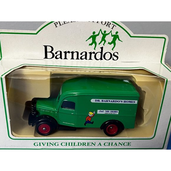Vintage Lledo 1950 Bedford 30cwt Diecast Truck Dr Barnardo's Homes - Picture 3 of 8